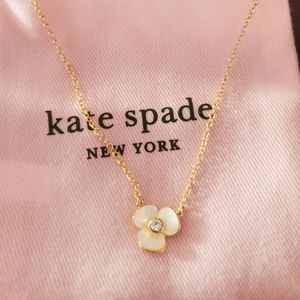 Kate Spade Flower necklace